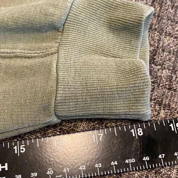 Time and Tru Sage/Olive Green V-Neck Hoodie. Size XL. (16/18). Front Pocket. - Picture 10 of 12